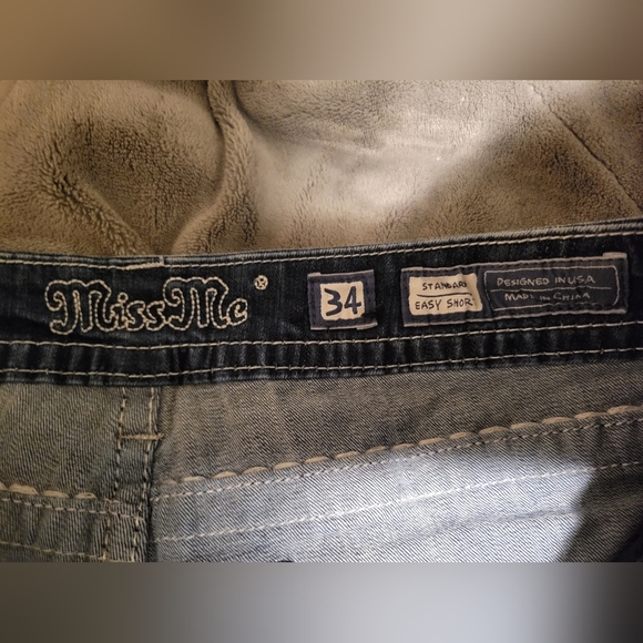 Womens Miss Me Shorts - Picture 3 of 3